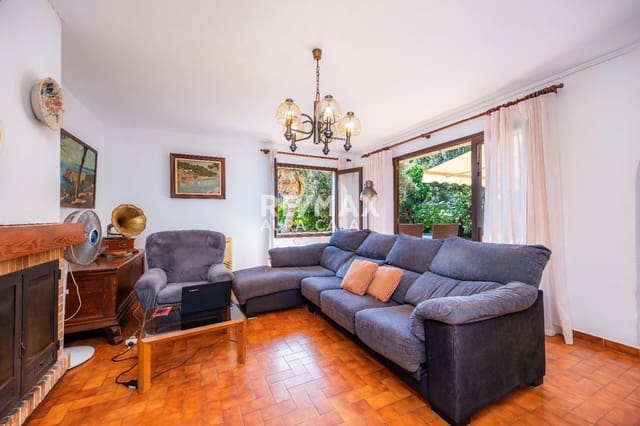 7 sovrum Villa till salu i Cala Ratjada, Capdepera - 1 490 000 € (Ref: 9456577)