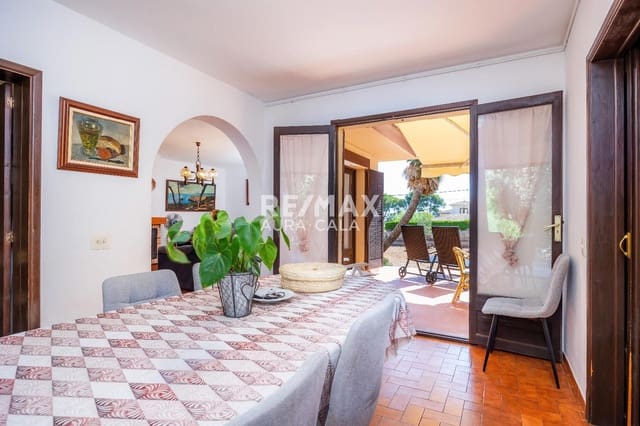 7 sovrum Villa till salu i Cala Ratjada, Capdepera - 1 490 000 € (Ref: 9456577)