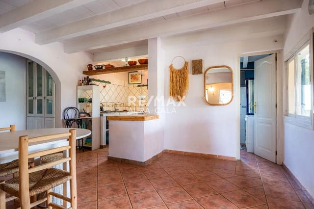 2 bedroom Villa for sale in Santa Margalida - € 450,000 (Ref: 9456579)