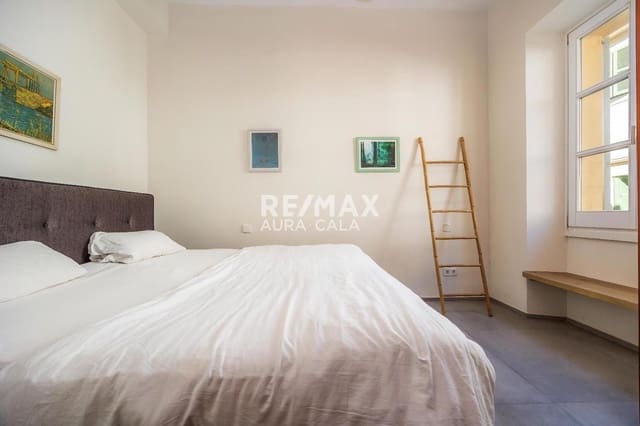 Casa de 4 habitaciones en Capdepera en venta con piscina - 1.475.000 € (Ref: 9456580)