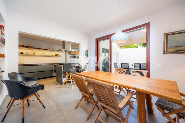 Casa de 4 habitaciones en Capdepera en venta con piscina - 1.475.000 € (Ref: 9456580)