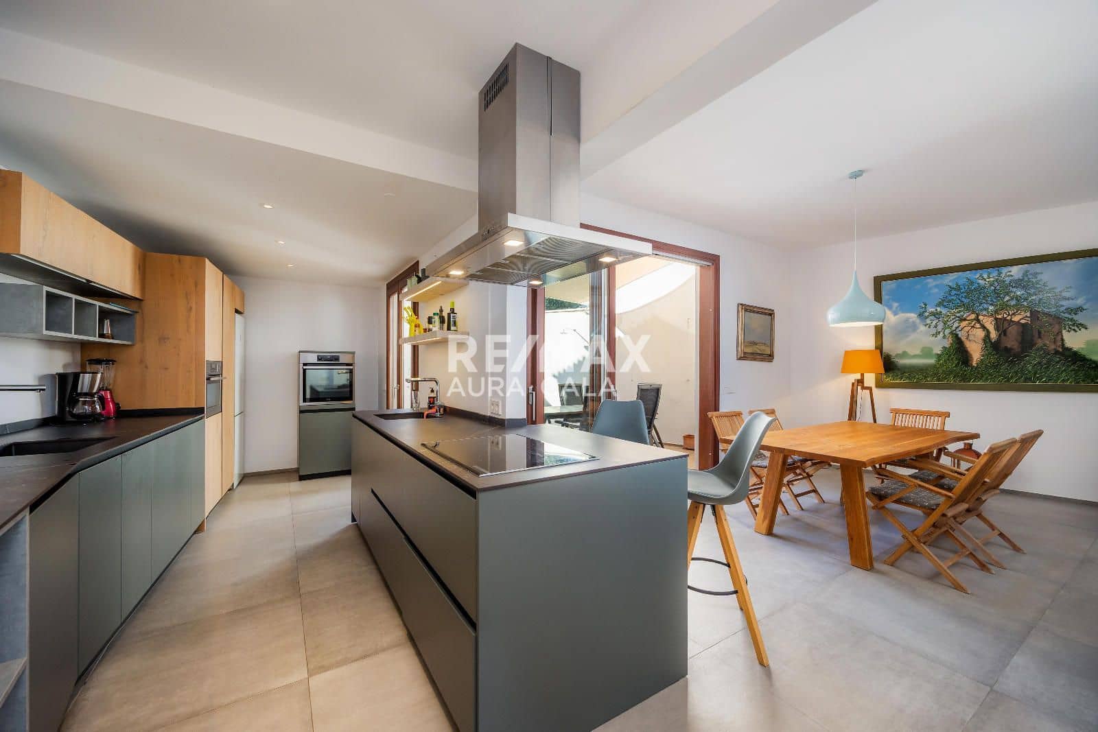 4 bedroom Townhouse for sale in Capdepera with pool - € 1,475,000 (Ref: 9456580)