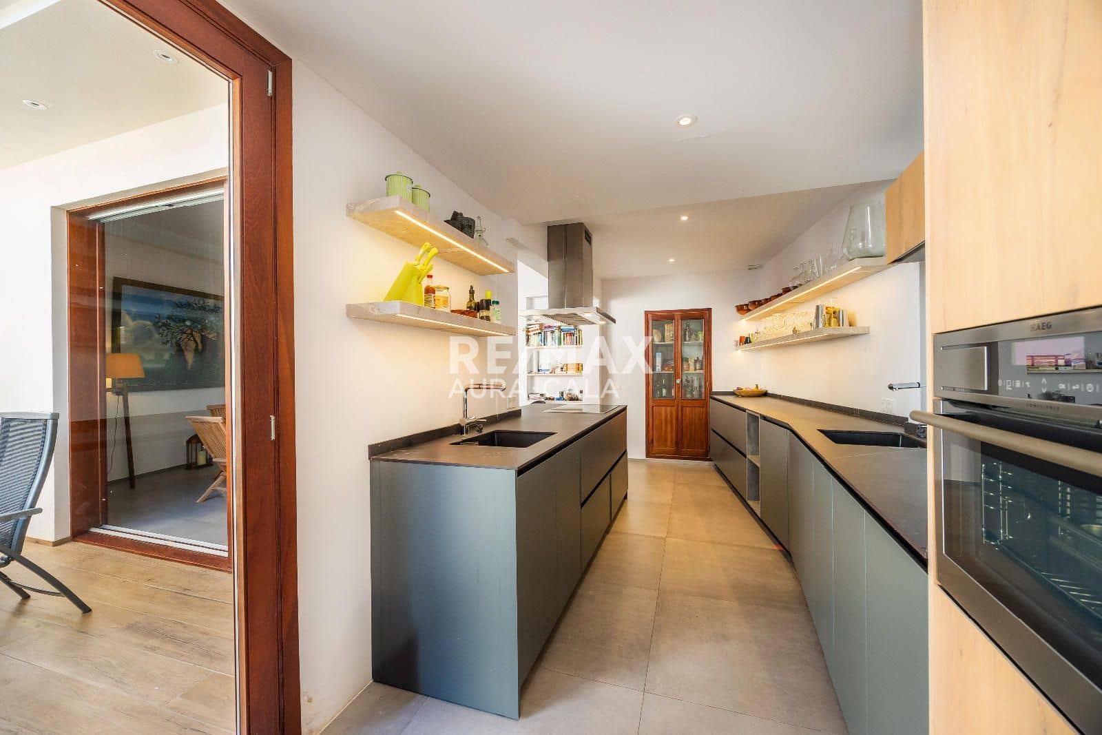 4 bedroom Townhouse for sale in Capdepera with pool - € 1,475,000 (Ref: 9456580)