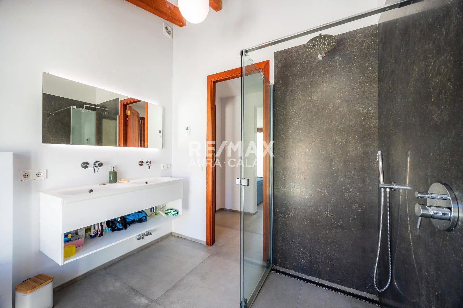 4 bedroom Townhouse for sale in Capdepera with pool - € 1,475,000 (Ref: 9456580)