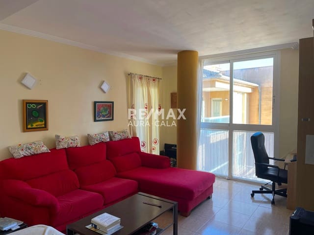 Piso de 3 habitaciones en Cala Ratjada, Capdepera en venta con piscina - 390.000 € (Ref: 9456582)