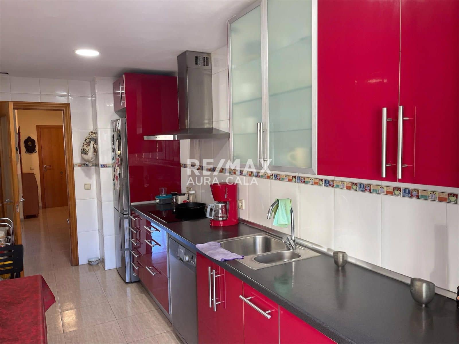 3 bedroom Flat for sale in Cala Ratjada with pool garage - € 420,000 (Ref: 9456582)
