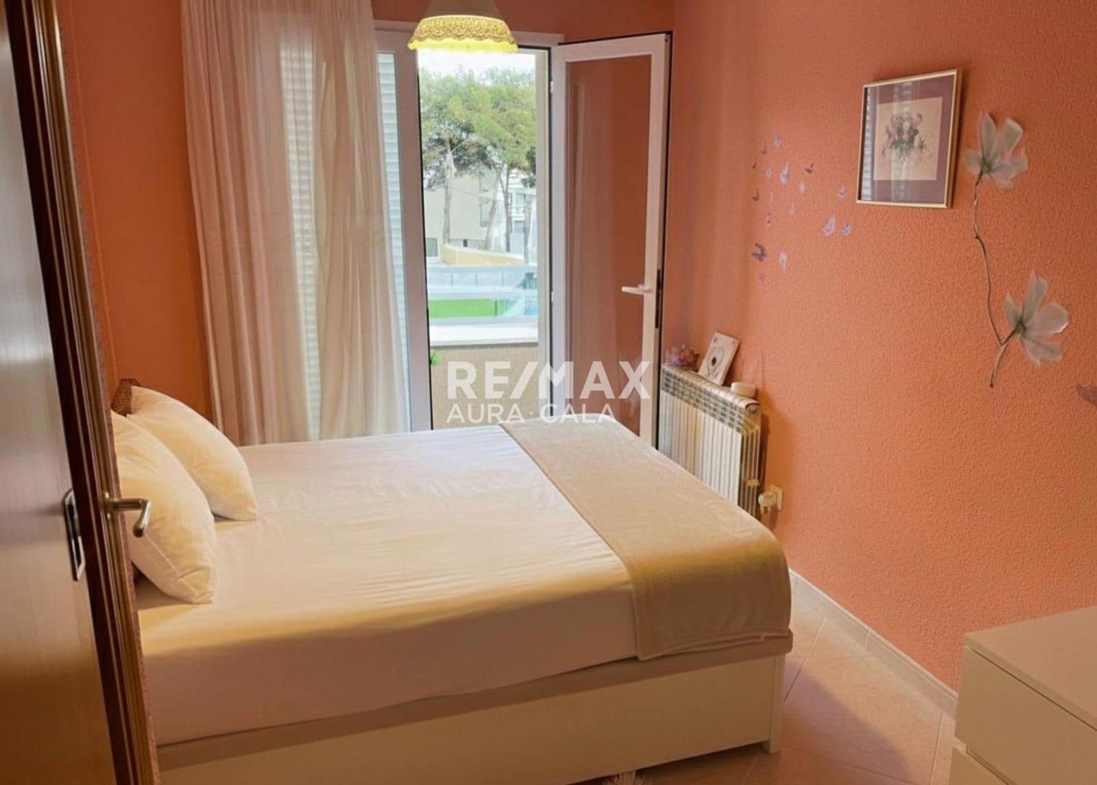 3 bedroom Flat for sale in Cala Ratjada with garage - € 310,000 (Ref: 9487219)