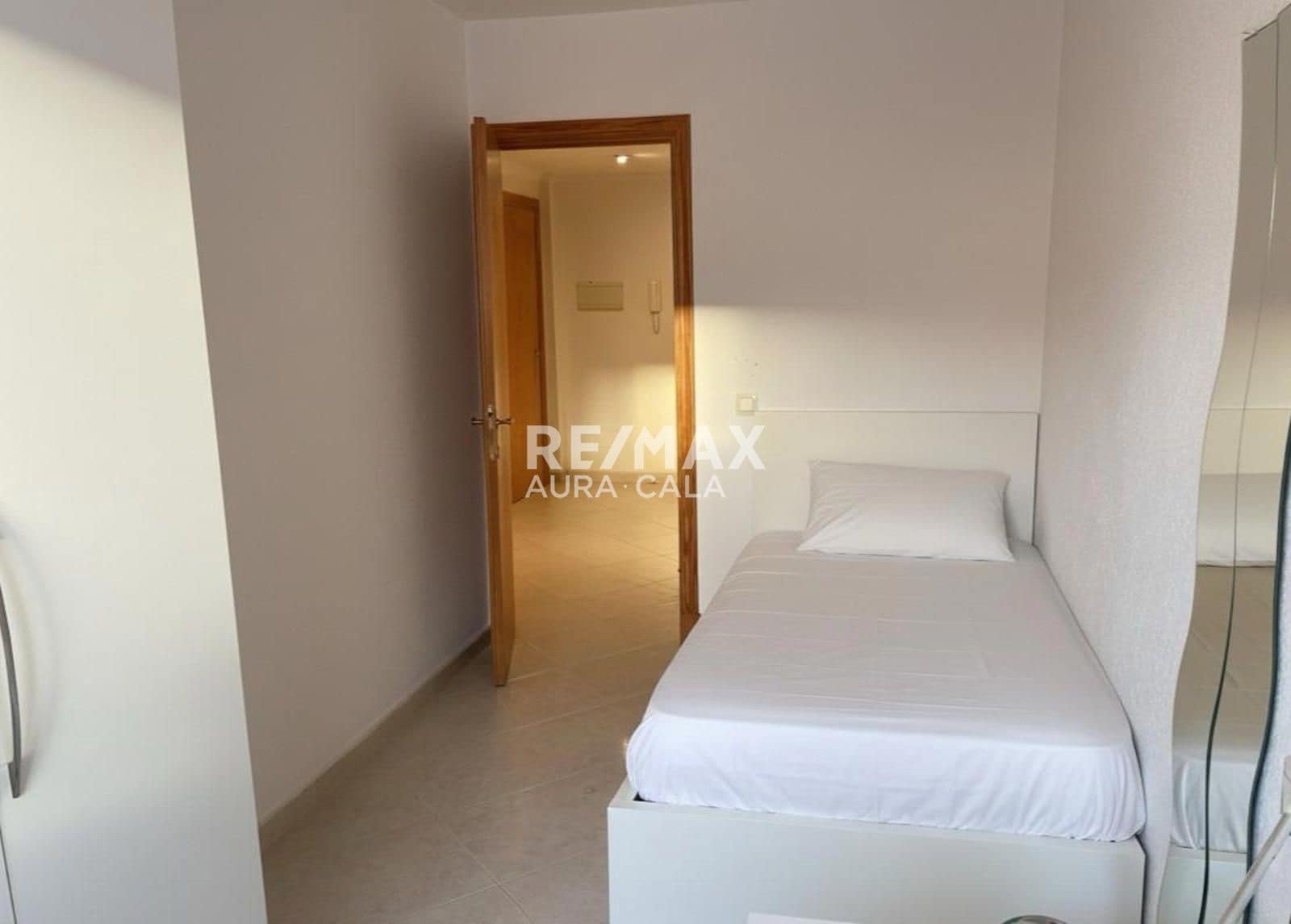 3 bedroom Flat for sale in Cala Ratjada with garage - € 310,000 (Ref: 9487219)