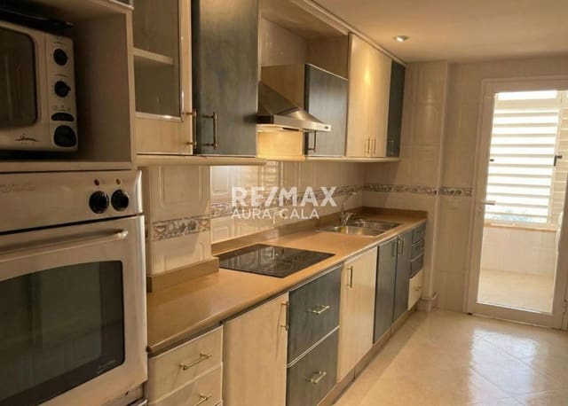 3 soverom Leilighet til salgs i Cala Ratjada, Capdepera med garasje - € 310 000 (Ref: 9487219)