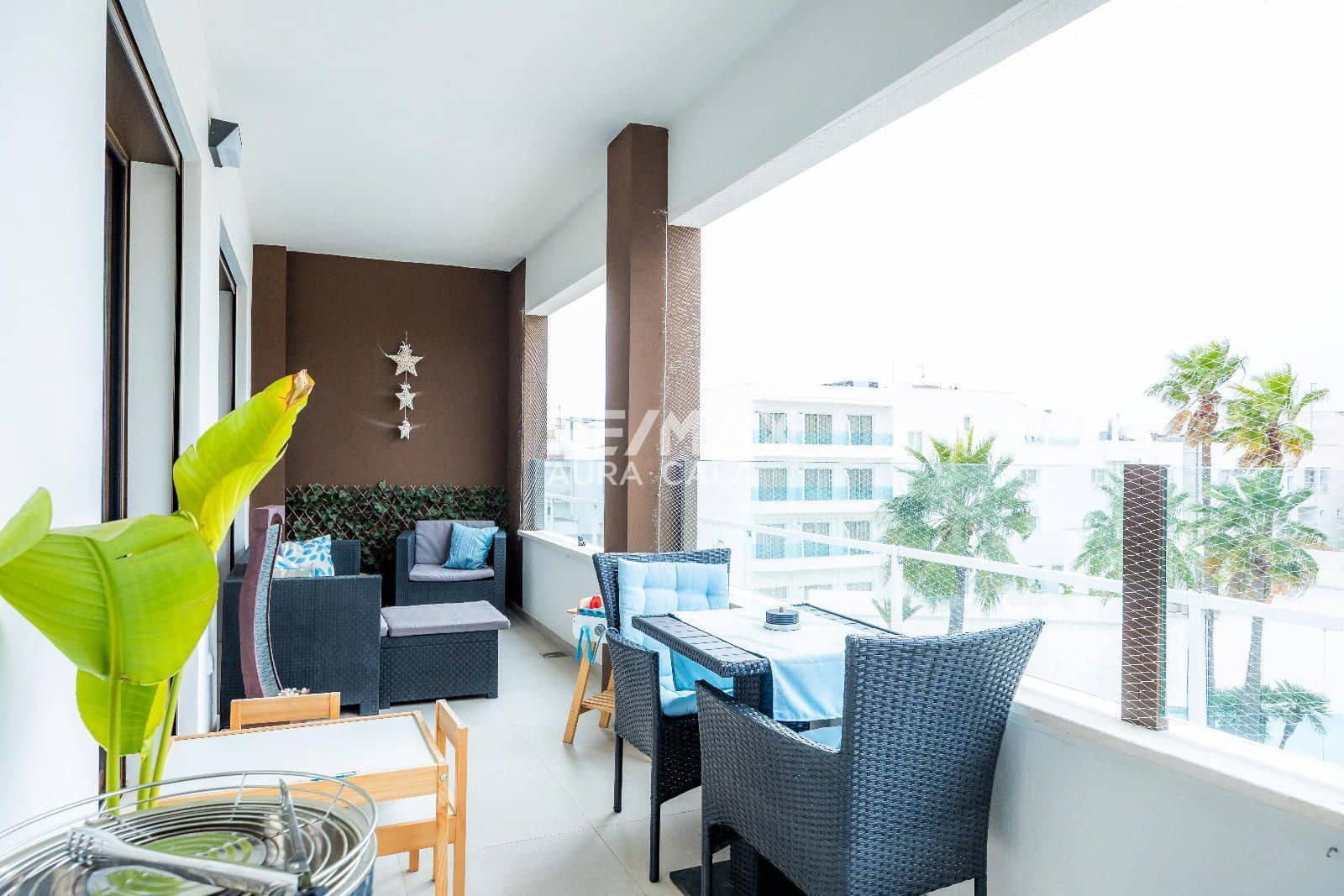 3 bedroom Flat for sale in Cala Bona with garage - € 429,000 (Ref: 9550308)