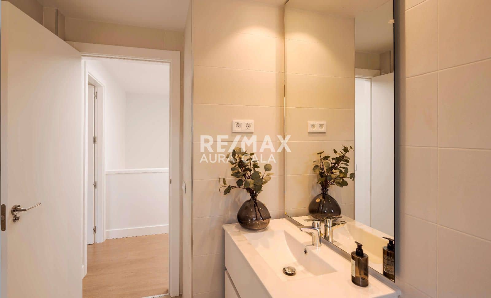 4 bedroom Townhouse for sale in Llucmajor with pool garage - € 850,000 (Ref: 9593144)