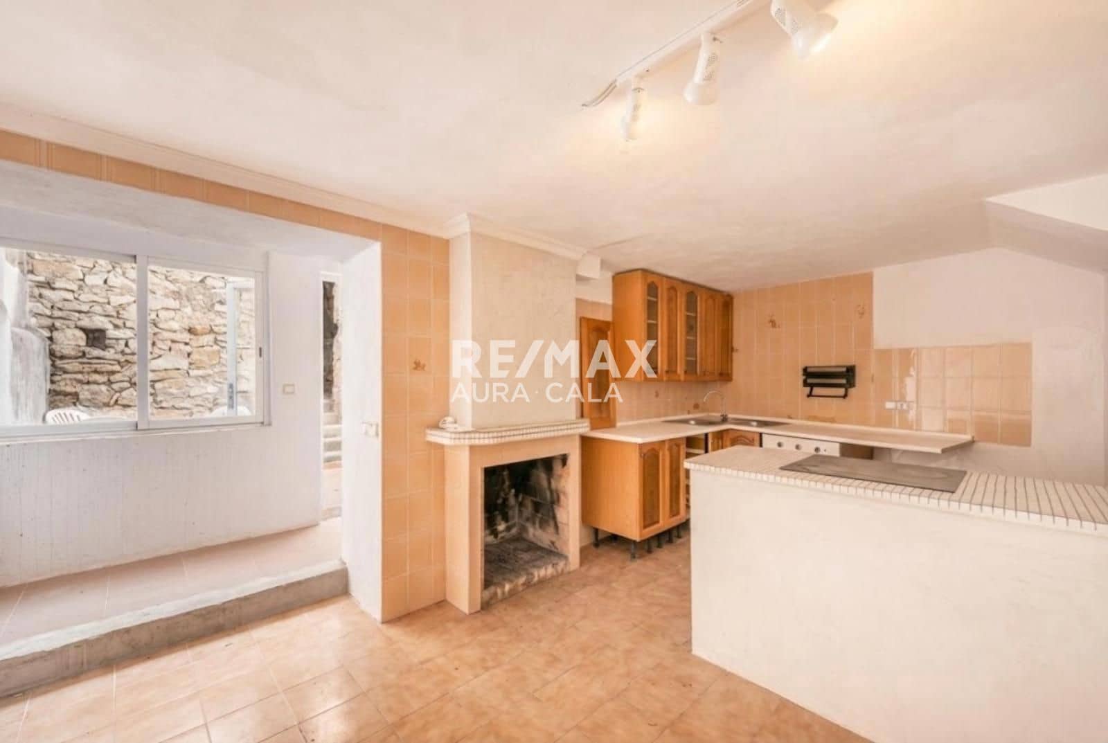 4 soveværelse Byhus til salg i Arta med garage - € 330.000 (Ref: 9606881)