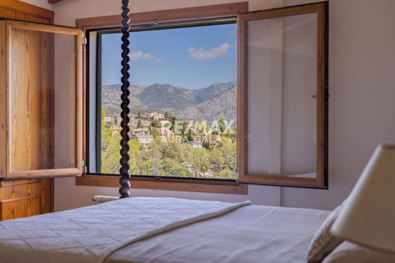 3 quarto Moradia para venda em Esporles com piscina - 1 790 000 € (Ref: 9699836)