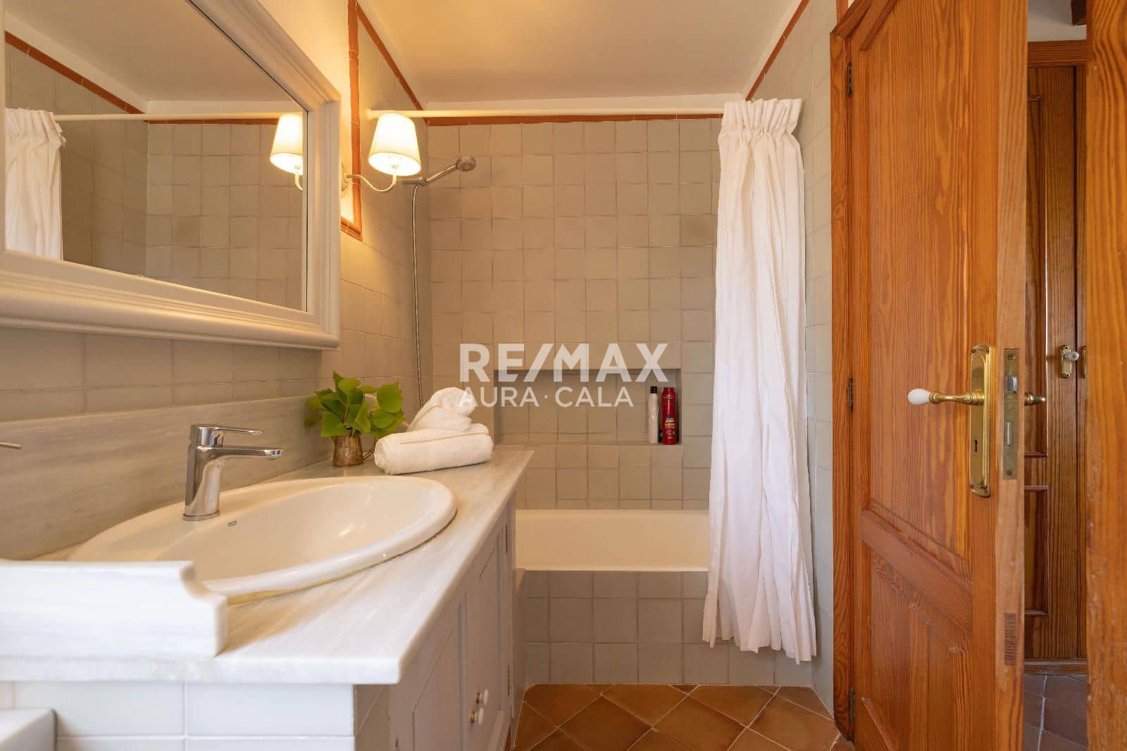 3 quarto Moradia para venda em Esporles com piscina - 1 790 000 € (Ref: 9699836)