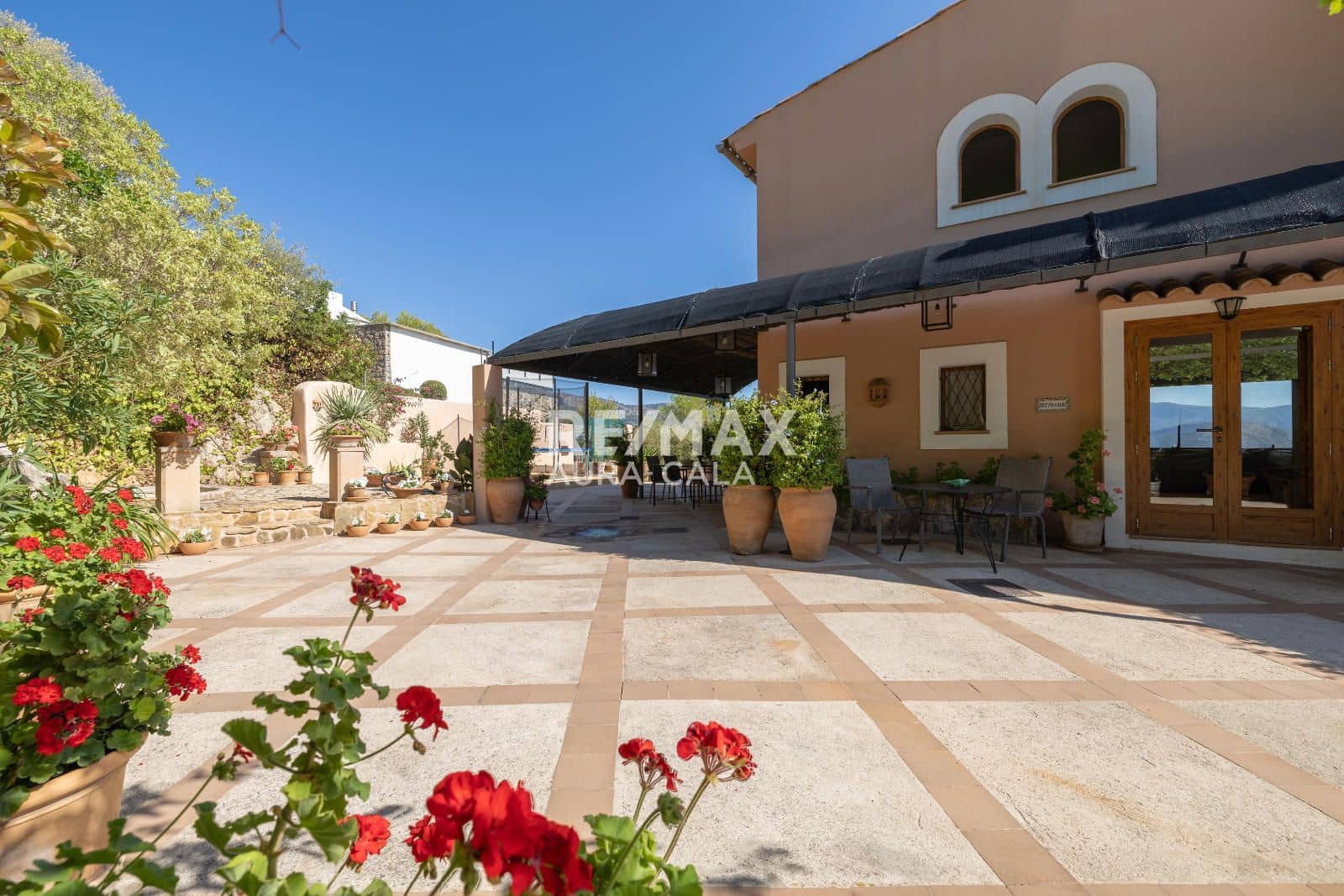 3 quarto Moradia para venda em Esporles com piscina - 1 790 000 € (Ref: 9699836)