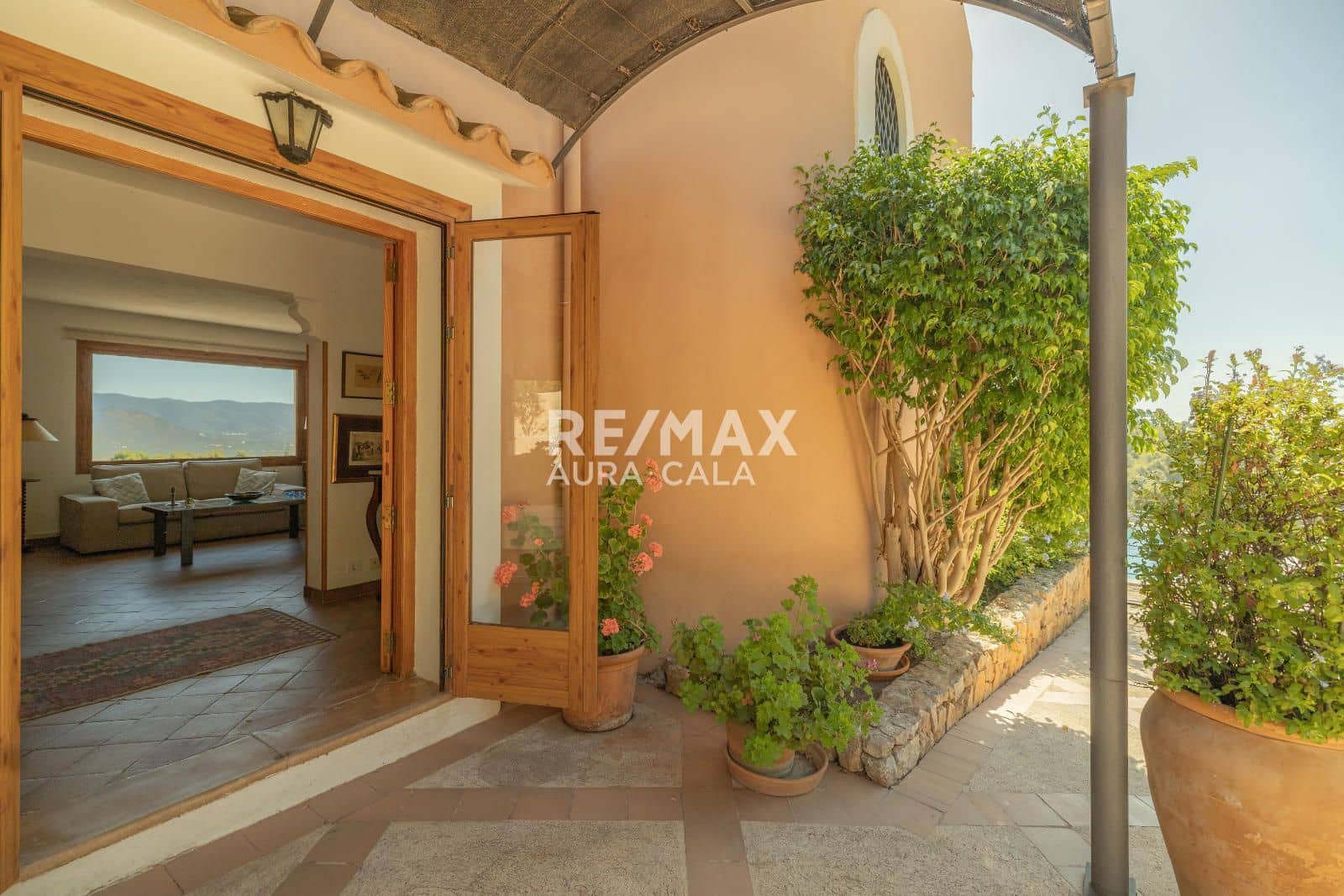 3 quarto Moradia para venda em Esporles com piscina - 1 790 000 € (Ref: 9699836)