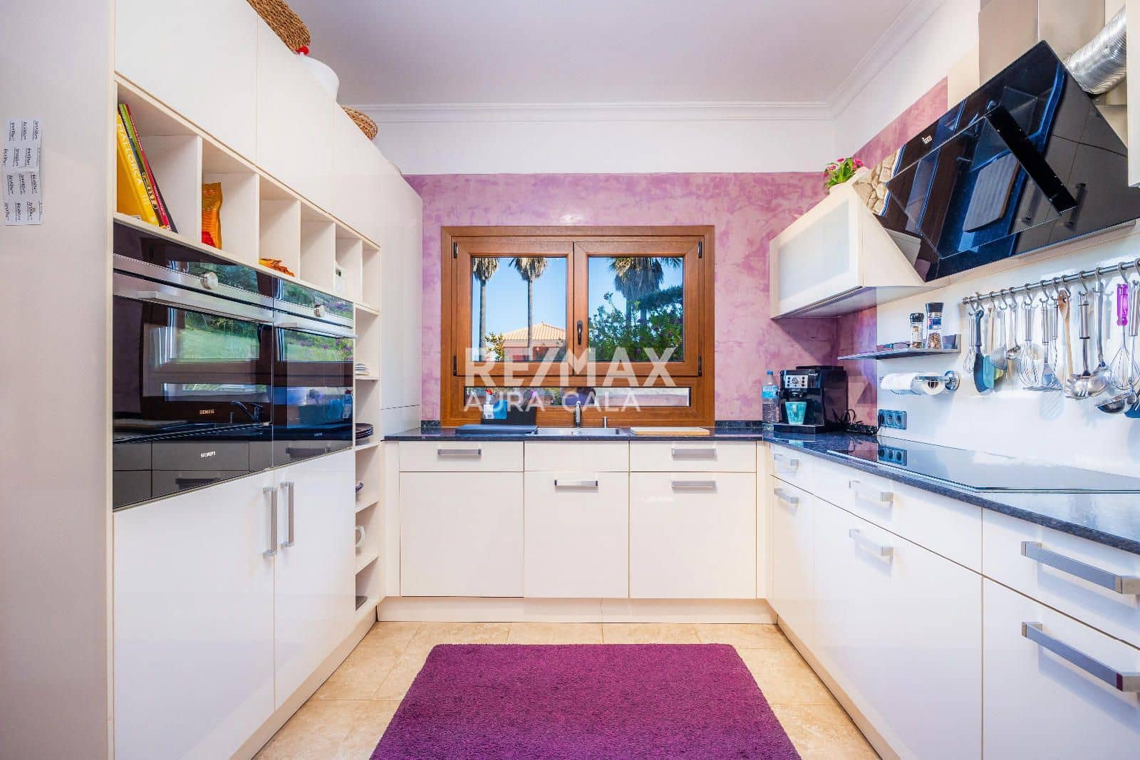 4 bedroom Villa for sale in Colonia de Sant Pere / Colonia de San Pedro with pool garage - € 1,695,000 (Ref: 9705925)