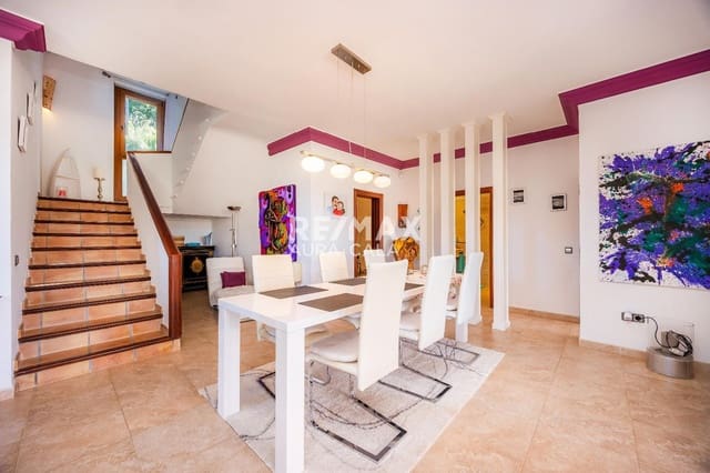 Chalet de 4 habitaciones en Colonia de Sant Pere / Colonia de San Pedro, Artà en venta con piscina garaje - 1.695.000 € (Ref: 9705925)