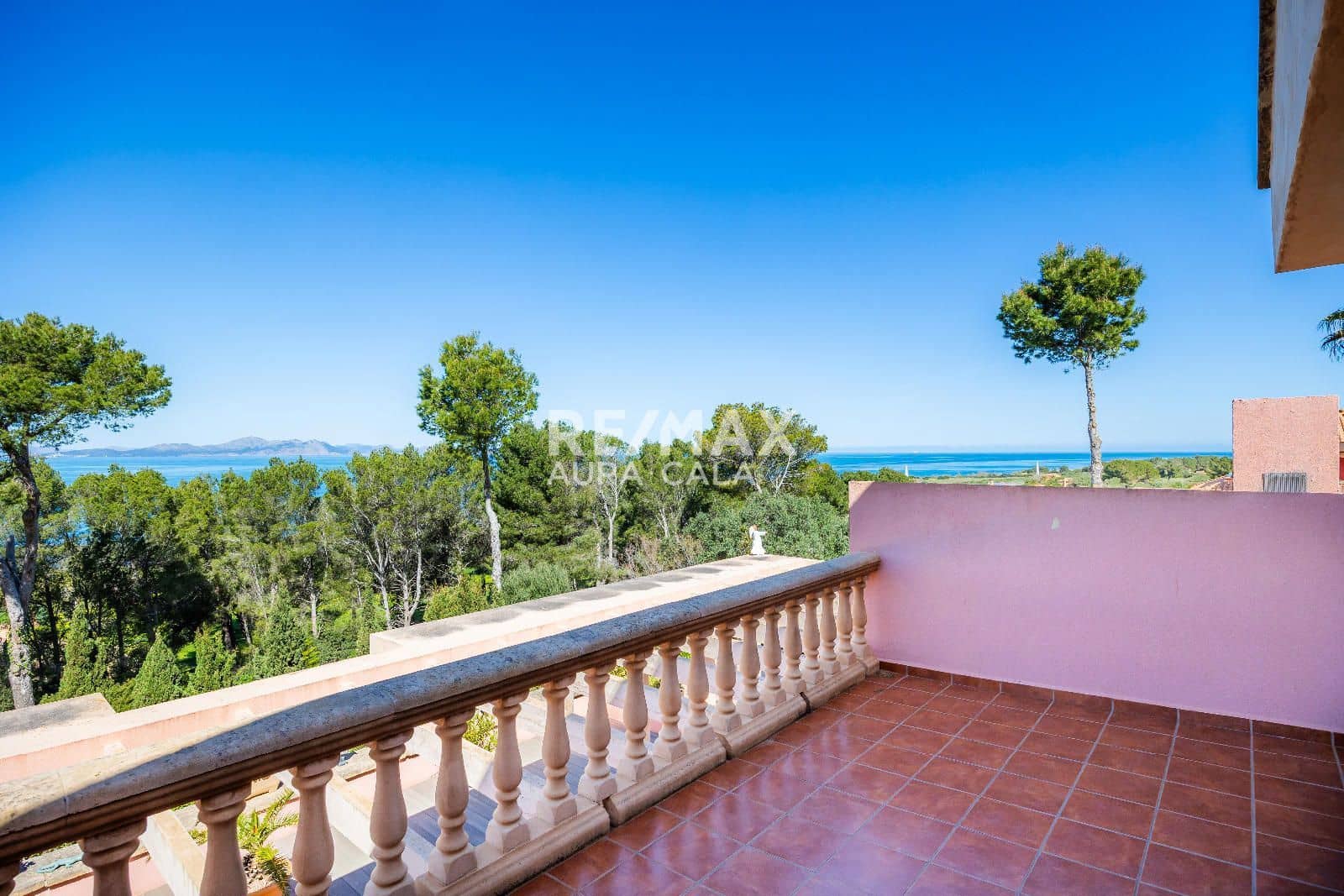 4 bedroom Villa for sale in Colonia de Sant Pere / Colonia de San Pedro with pool garage - € 1,695,000 (Ref: 9705925)