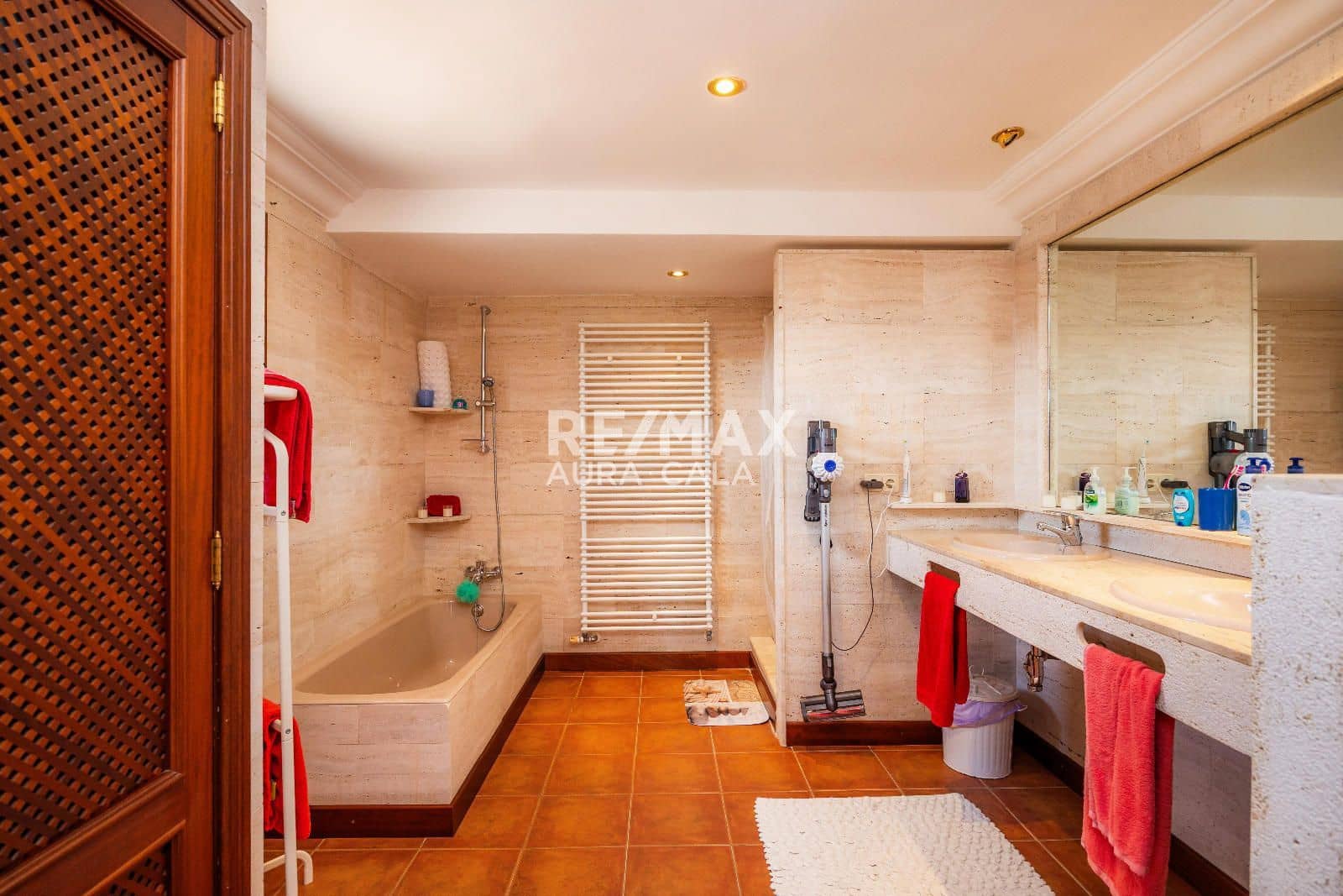 4 bedroom Villa for sale in Colonia de Sant Pere / Colonia de San Pedro with pool garage - € 1,695,000 (Ref: 9705925)