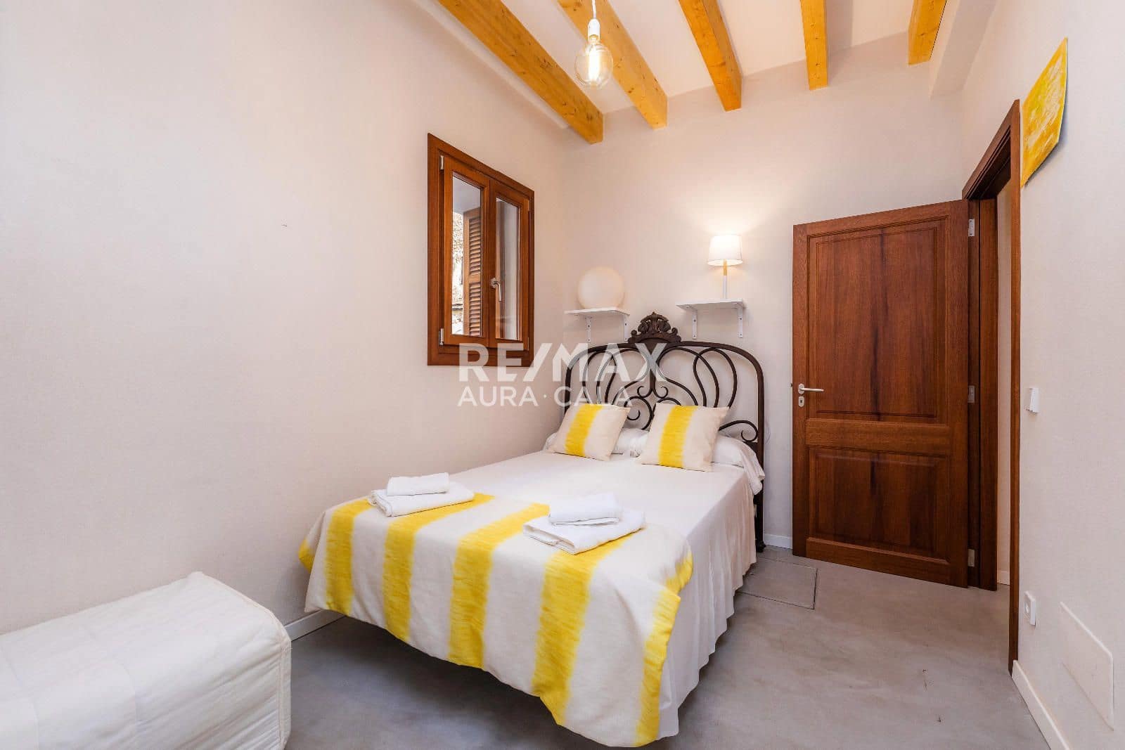 6 soveværelse Byhus til salg i Arta med swimmingpool - € 1.520.000 (Ref: 9714224)