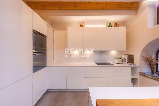 6 sovrum Hus till salu i Artà med pool - 1 520 000 € (Ref: 9714224)