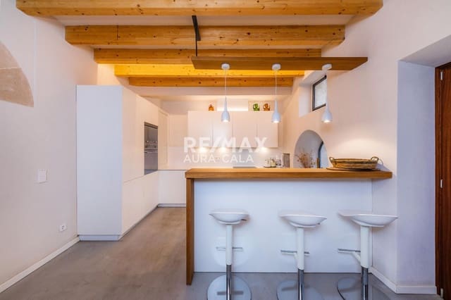 6 sovrum Hus till salu i Artà med pool - 1 520 000 € (Ref: 9714224)