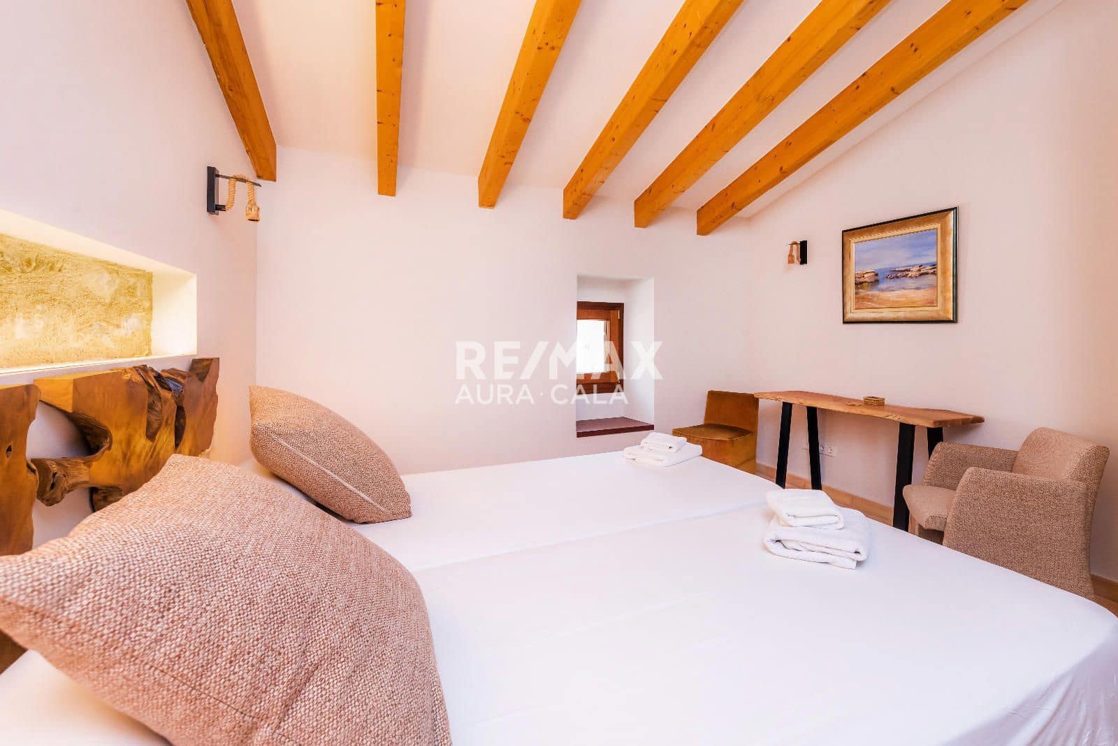 6 soveværelse Byhus til salg i Arta med swimmingpool - € 1.520.000 (Ref: 9714224)