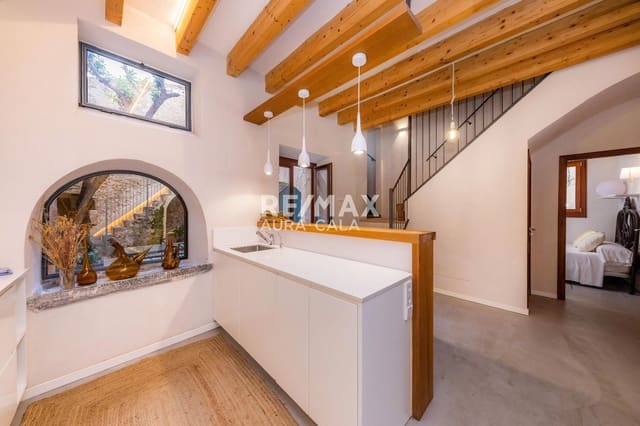 6 sovrum Hus till salu i Artà med pool - 1 520 000 € (Ref: 9714224)