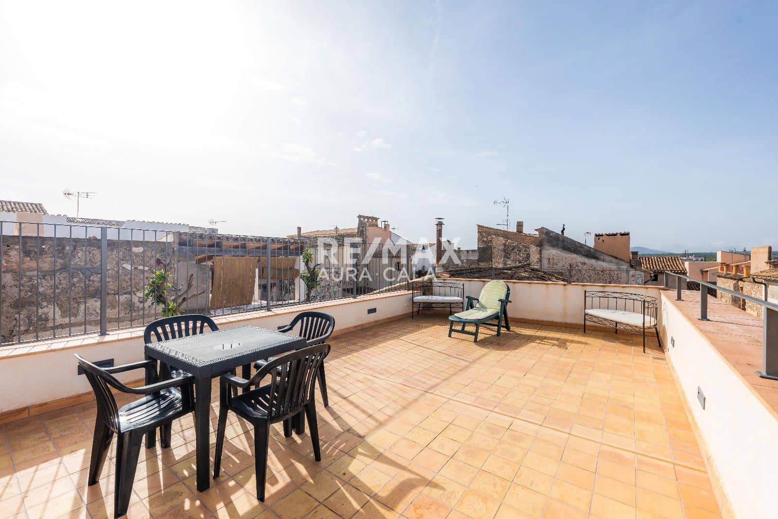 6 soveværelse Byhus til salg i Arta med swimmingpool - € 1.520.000 (Ref: 9714224)