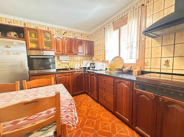 4 bedroom Townhouse for sale in Cala Ratjada, Capdepera with garage - € 515,000 (Ref: 9731245)