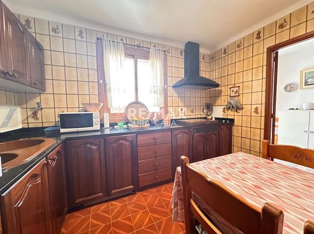 4 bedroom Townhouse for sale in Cala Ratjada, Capdepera with garage - € 515,000 (Ref: 9731245)