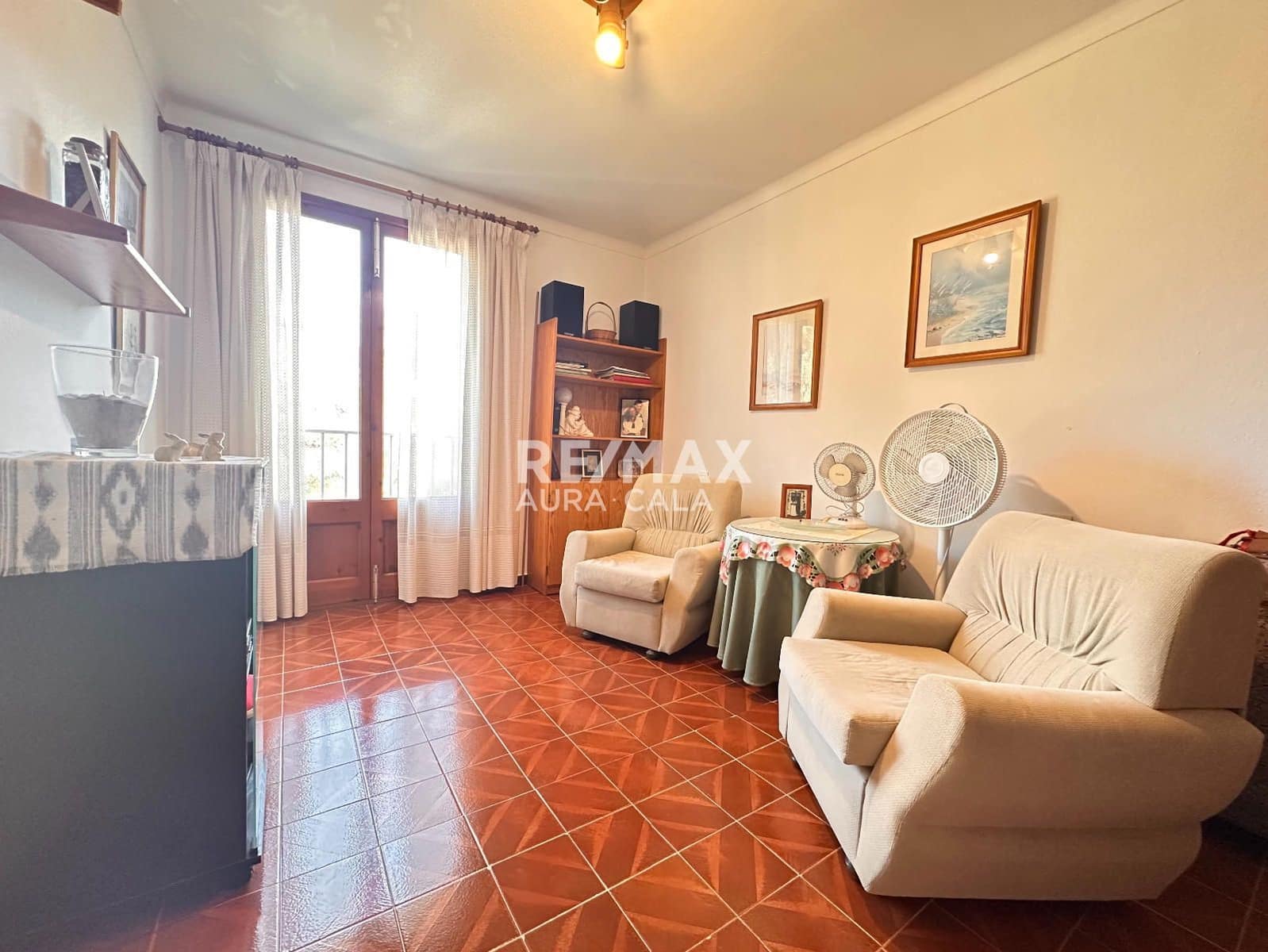 4 bedroom Townhouse for sale in Cala Ratjada with garage - € 515,000 (Ref: 9731245)