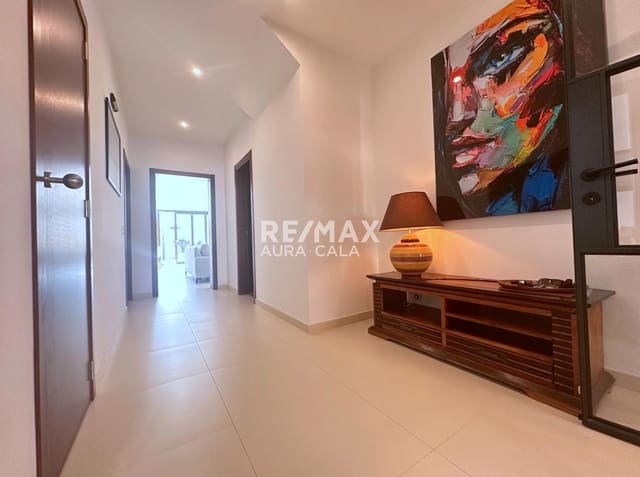 4 sypialnia Willa na sprzedaż w Ariany z garażem - 1 060 000 € (Ref: 9777122)