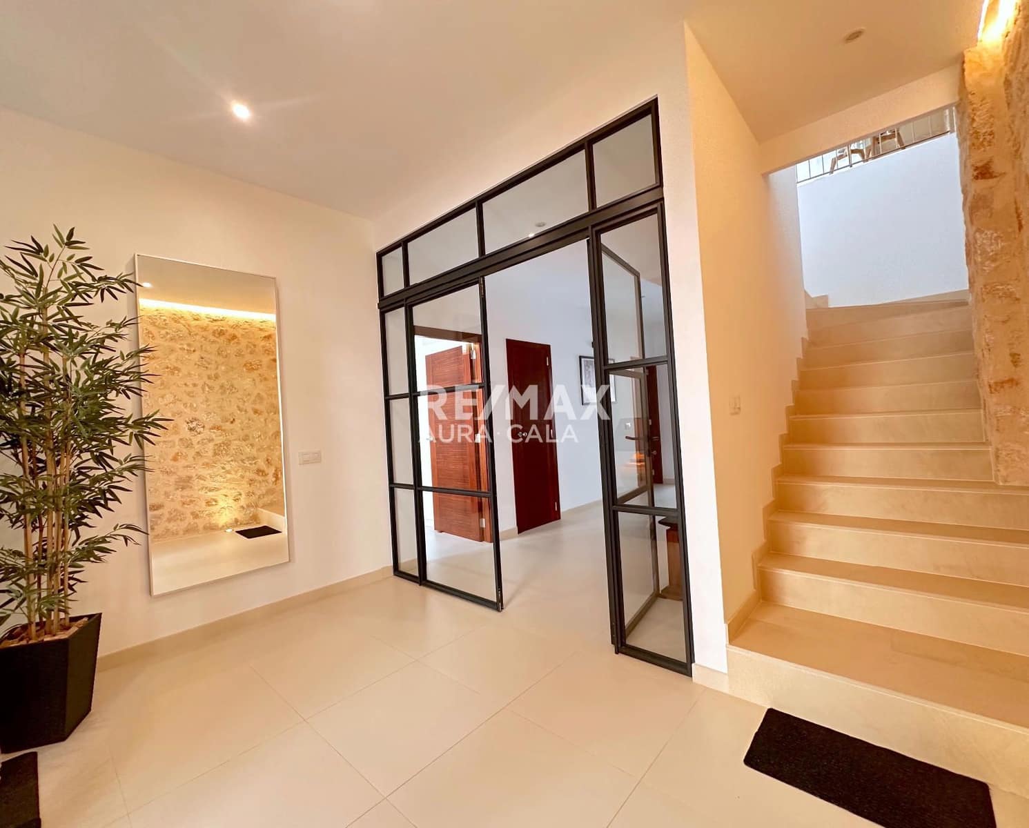 4 sypialnia Willa na sprzedaż w Ariany z garażem - 1 060 000 € (Ref: 9777122)