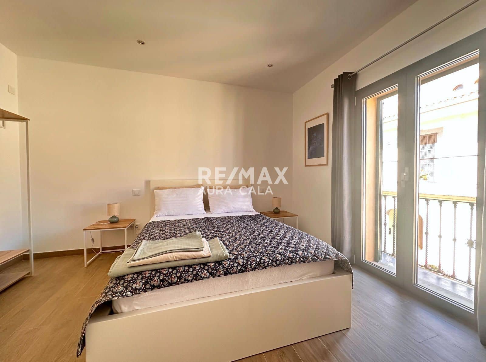 4 sypialnia Willa na sprzedaż w Ariany z garażem - 1 060 000 € (Ref: 9777122)