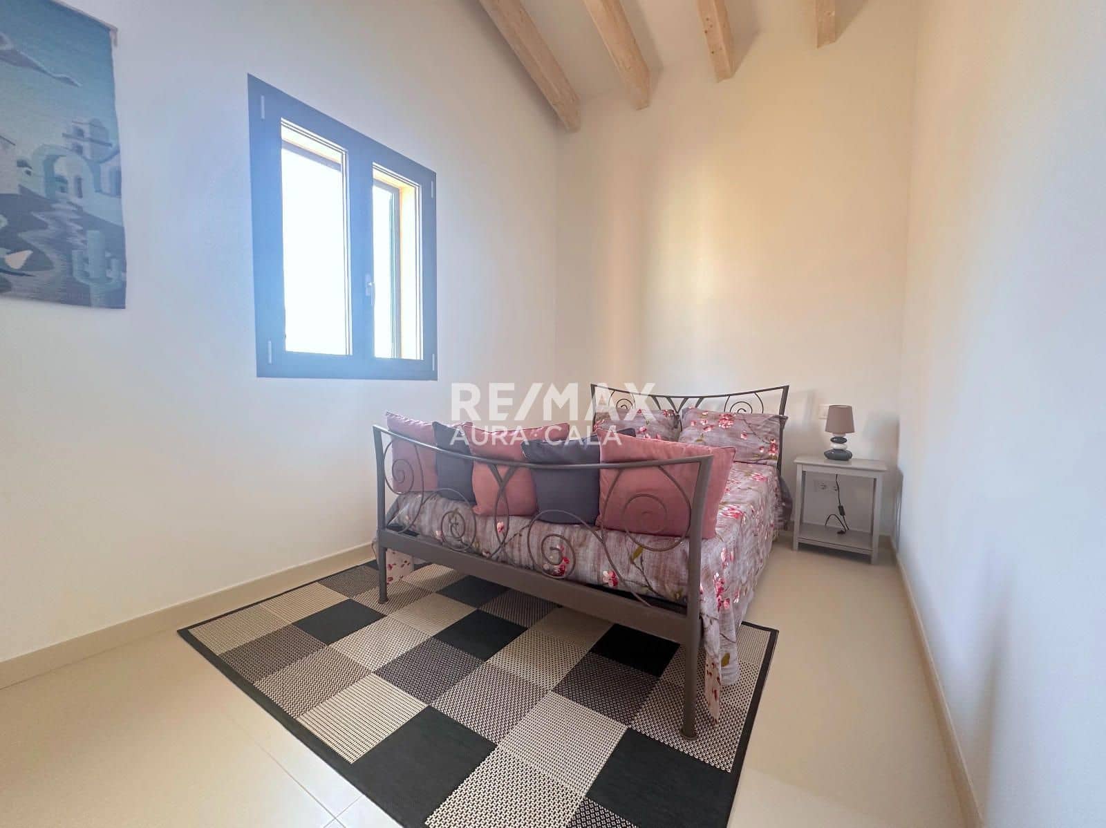 4 sypialnia Willa na sprzedaż w Ariany z garażem - 1 060 000 € (Ref: 9777122)