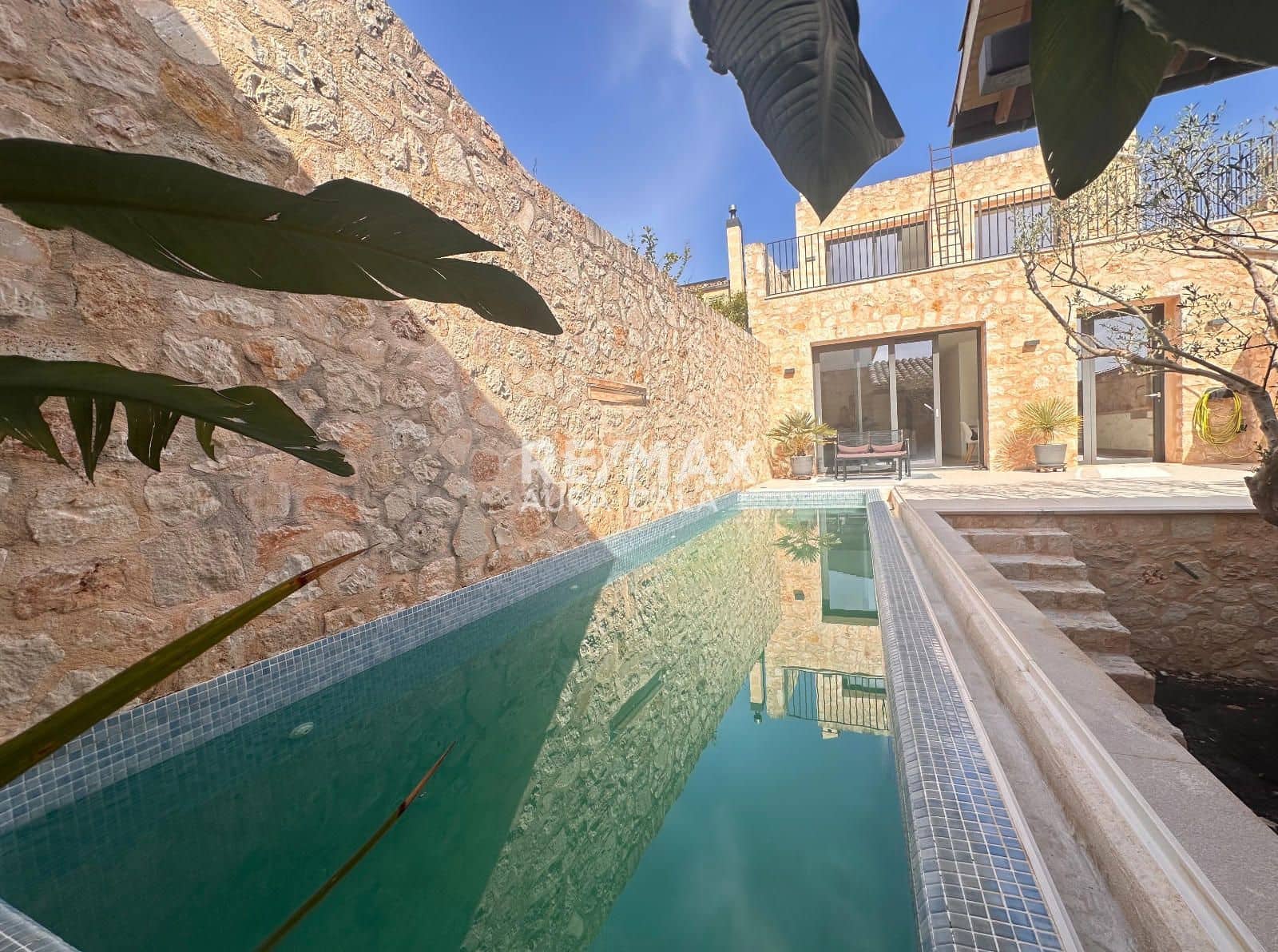 4 sypialnia Willa na sprzedaż w Ariany z garażem - 1 060 000 € (Ref: 9777122)