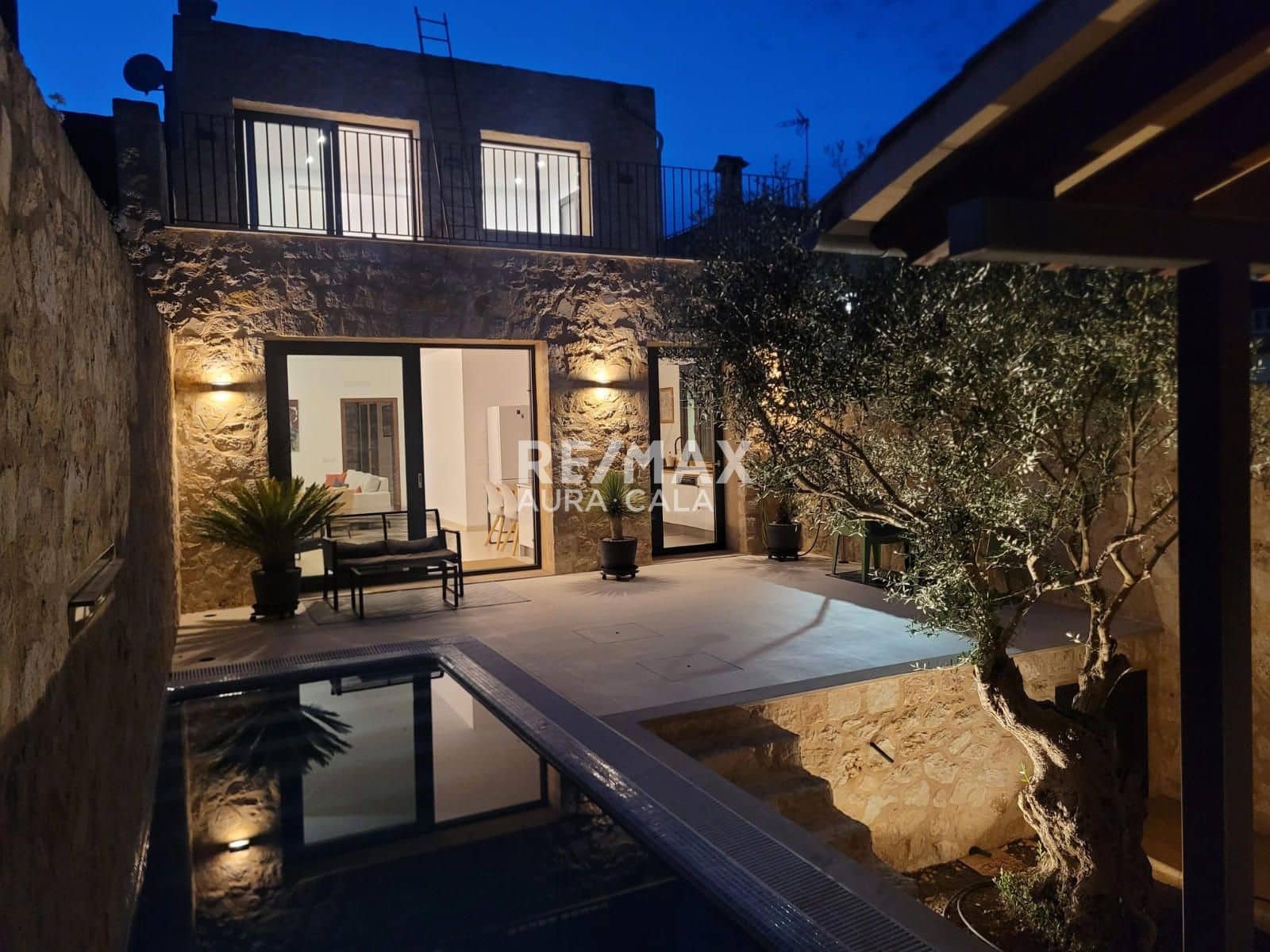 4 Zimmer Villa zu verkaufen in Ariany mit Pool Garage - 975.000 € (Ref: 9777122)