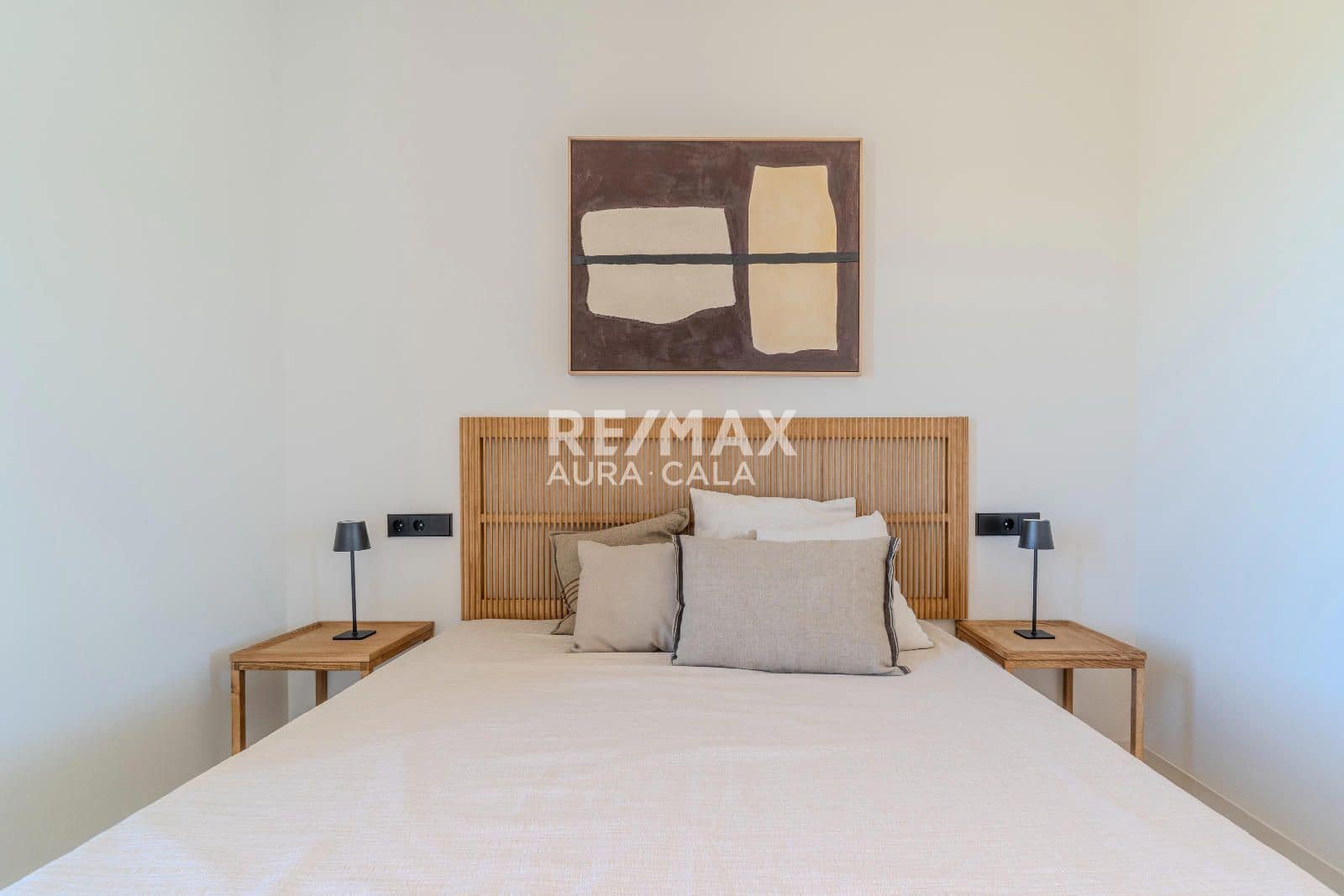 4 bedroom Villa for sale in Sineu with pool garage - € 2,400,000 (Ref: 9783905)