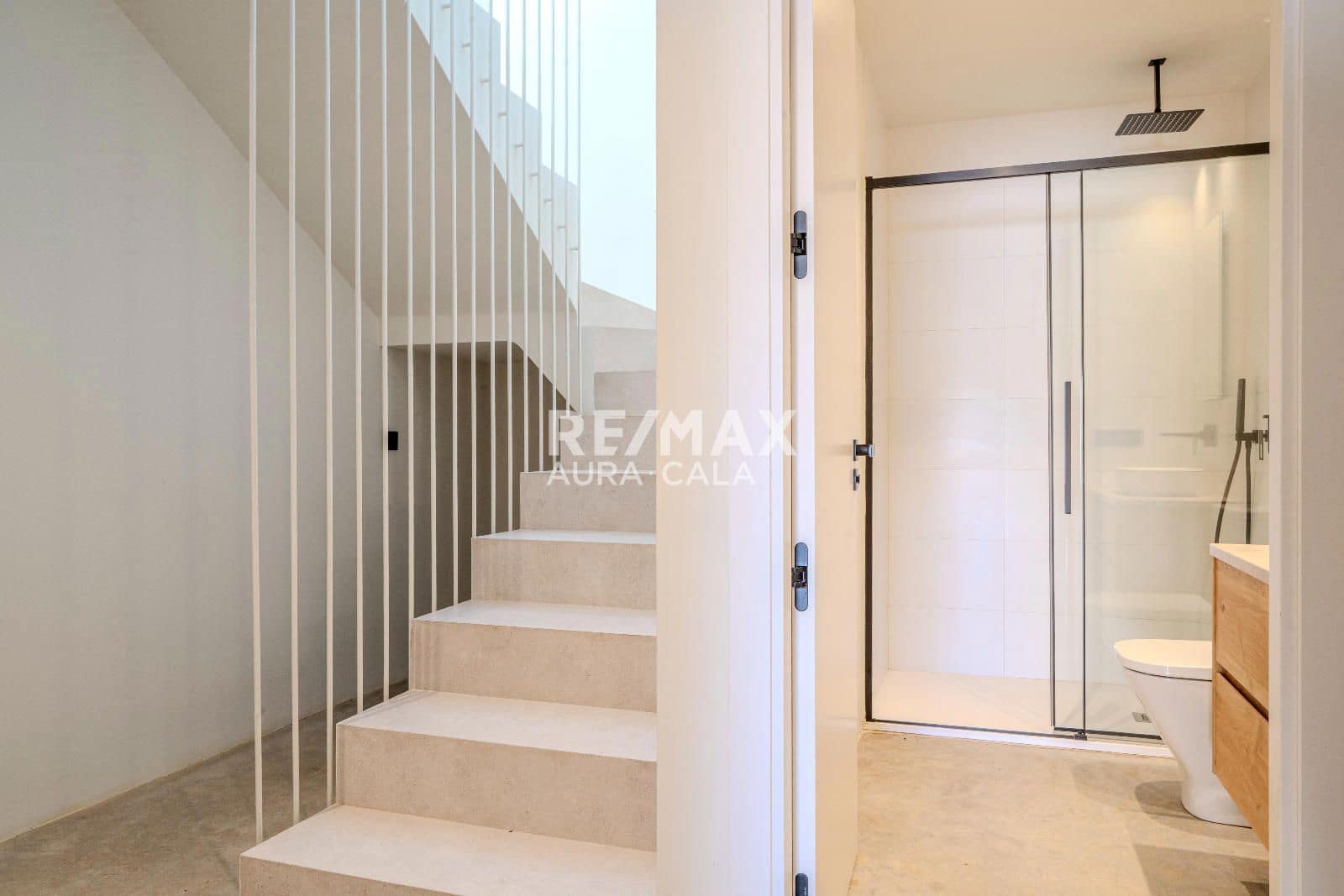 4 bedroom Villa for sale in Sineu with pool garage - € 2,400,000 (Ref: 9783905)