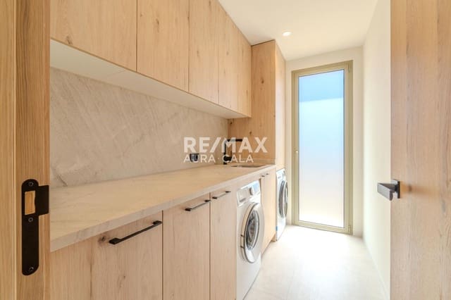 4 sypialnia Willa na sprzedaż w Sineu z basenem garażem - 2 400 000 € (Ref: 9783905)