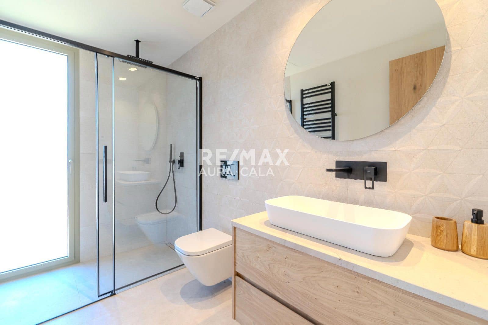 4 bedroom Villa for sale in Sineu with pool garage - € 2,400,000 (Ref: 9783905)