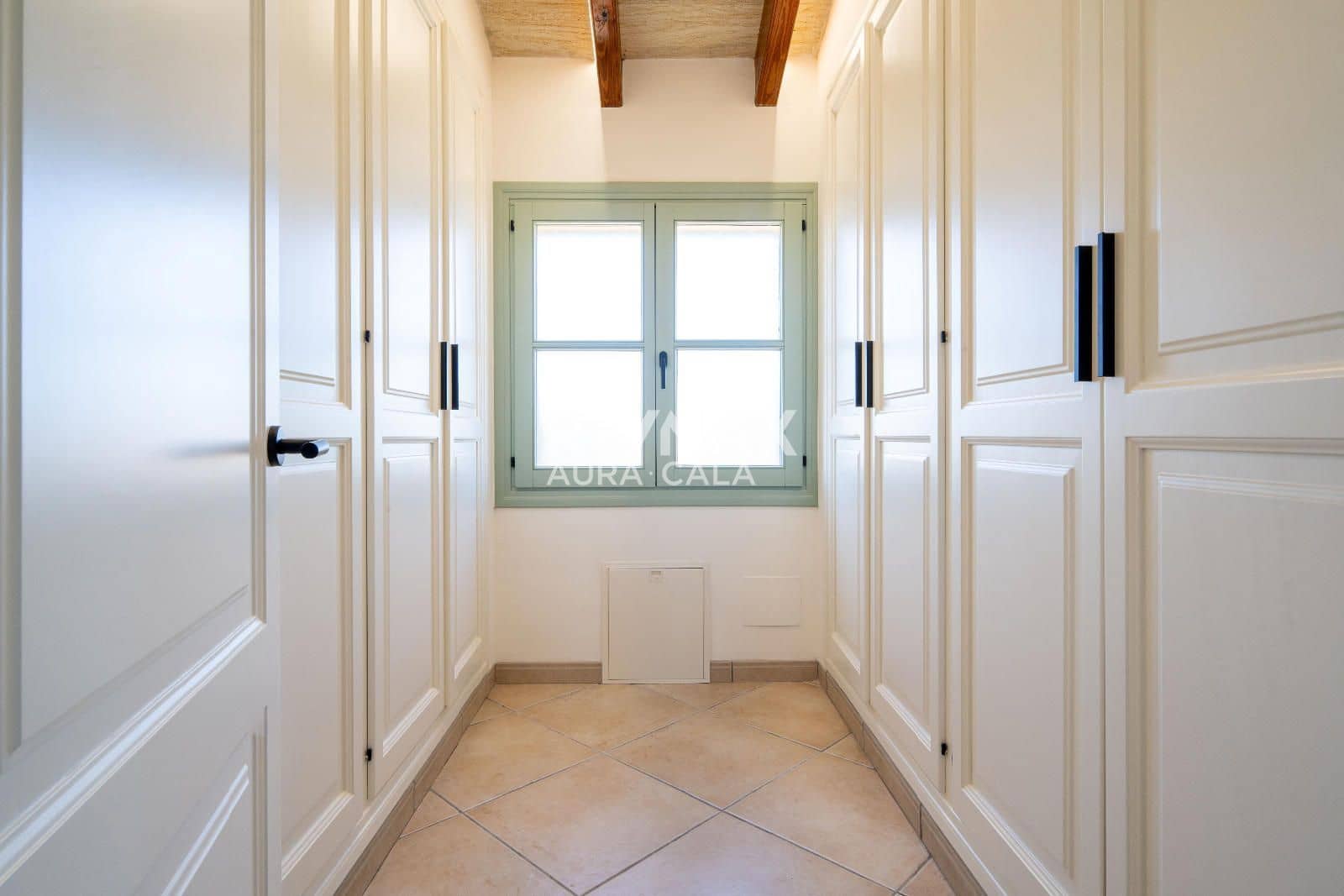 3 bedroom Villa for sale in Sineu with pool garage - € 1,400,000 (Ref: 9787974)