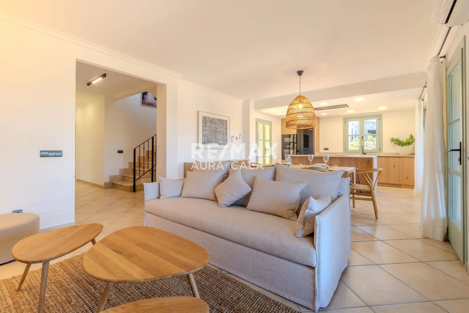 3 bedroom Villa for sale in Sineu with pool garage - € 1,400,000 (Ref: 9787974)