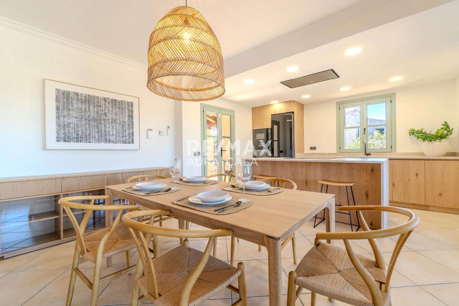 3 bedroom Villa for sale in Sineu with pool garage - € 1,400,000 (Ref: 9787974)