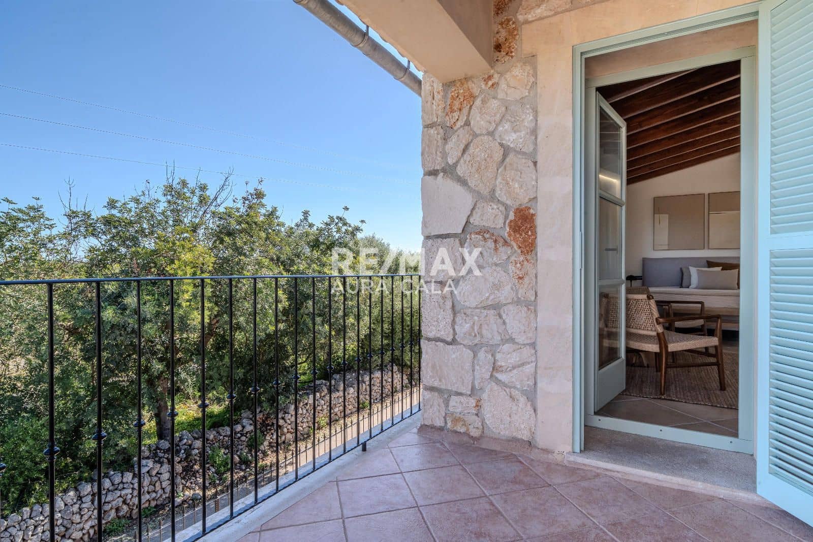 3 bedroom Villa for sale in Sineu with pool garage - € 1,400,000 (Ref: 9787974)