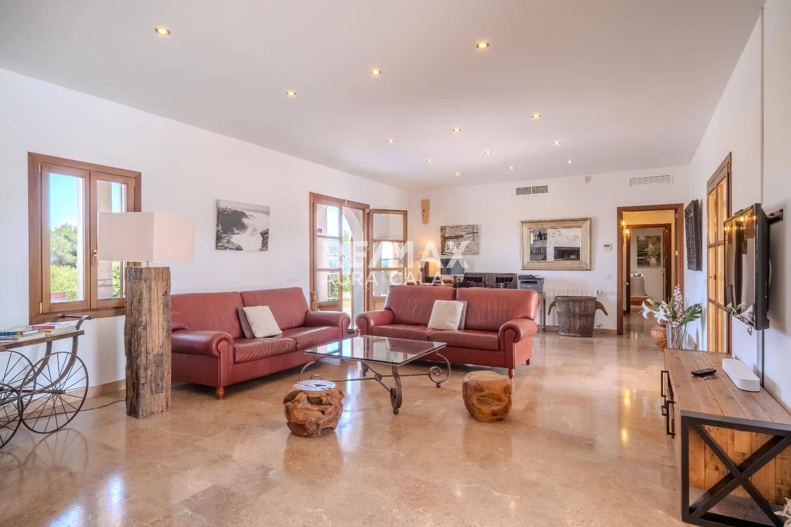 3 bedroom Villa for sale in Manacor with pool garage - € 1,890,000 (Ref: 9816266)