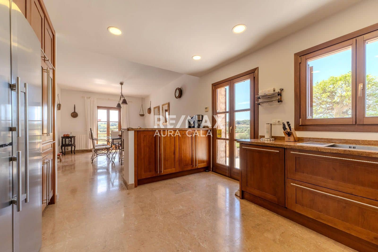 3 bedroom Villa for sale in Manacor with pool garage - € 1,890,000 (Ref: 9816266)