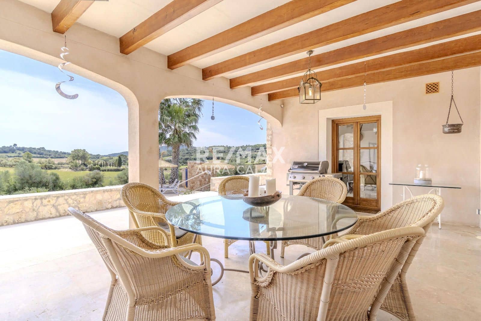 3 bedroom Villa for sale in Manacor with pool garage - € 1,890,000 (Ref: 9816266)